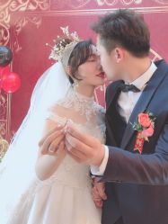 点击看大图 -艾米丽婚纱礼服