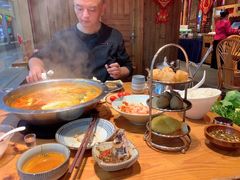 -野山舂·贵州现舂酸汤牛肉(鸿通城店)