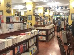 -果戈里书店