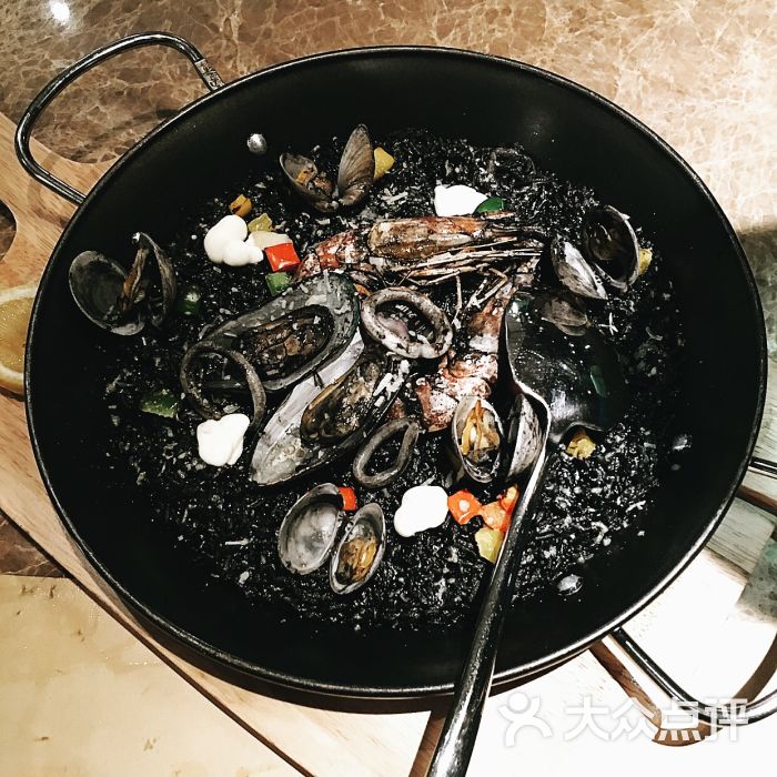 carbon南山市集西班牙餐厅(解百新元华店)墨鱼海鲜饭图片 - 第2304张