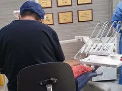 -上海仁爱医院口腔科 · 种植