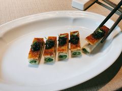 鱼子酱脆皮松板肉-解香楼(八盘岭路店)