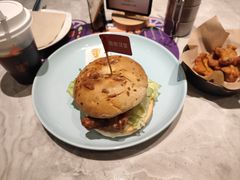 -必胜客(上海新南方商城PH店)