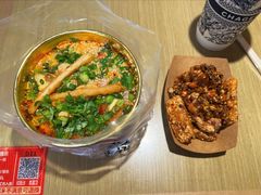 -鹤江桥·红油牛肉粉(SKP店)