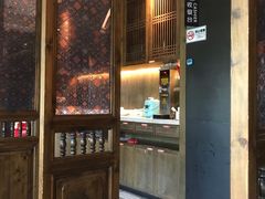 -爱碗亭·鲜炒湖南菜(壹城中心店)