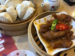 蜜汁叉烧包-点都德(华强南店)