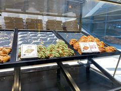 面包甜点陈列柜-月枫堂(长春这有山店)