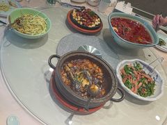 -海派美食·家宴海鲜青岛菜·石锅鲽鱼头(东方城店)