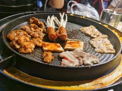 -三国惹火烤肉·中日韩烤肉集合店(百草路店)