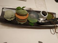 -港丽餐厅(高德置地店)