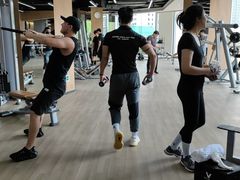 -威克健身游泳(万菱汇店)