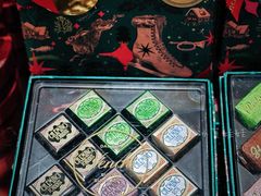 -VENCHI 闻绮(北京国贸商城店)