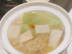 鲨鱼骨汤炖鱼翅-闽和南(深圳万象城店)