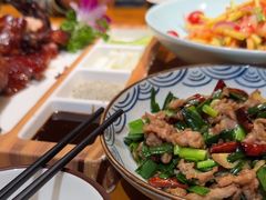 -老滇山寨•云南特色菜•地方菜•民族风情歌舞表演(金碧店)