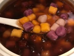 -港丽餐厅(高德置地店)