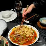 不愧是宁波15年的bi吃榜鸡毛兑糖旗下新品牌餐厅