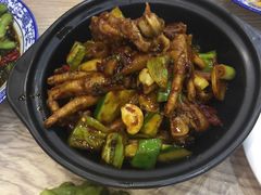 -江城燕子大排档(江汉路步行街店)