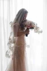 -Flora婚纱礼服定制租赁店