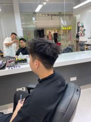 -极剪男士理发