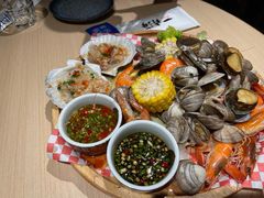 -日进一片海.生腌海鲜火锅.宵夜烧烤(三里屯总店)