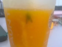 -沪上阿姨鲜果茶(桥头地铁站店)