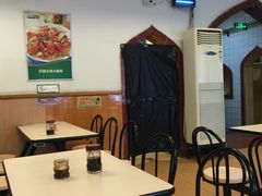 大堂-西部马华清真兰州牛肉面·烧烤夜市(关东店)