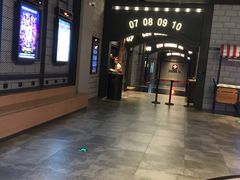 -CGV影城(滨江天街IMAX店)