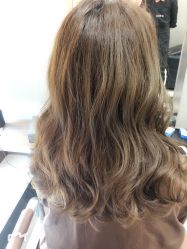 -意廊 Hair Salon