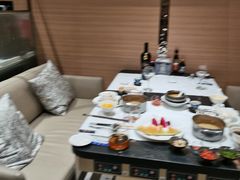 包厢-红鼎豆捞·非遗鲍皇汤火锅(宝丰路店)