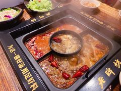 -老牌坊云南鱼豆花火锅(爱建店)