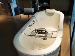 -上海佘山世茂艾美酒店