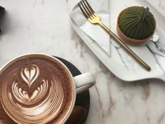 -UNI UNI(环亚凯瑟琳店)