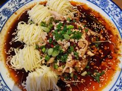 -临界音乐酒馆·小龙虾·江湖菜(华熙LIVE·鱼洞店)