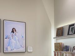 -HIMO海马体照相馆(上海华润CP静安店)
