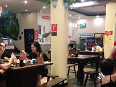 大堂-盐井记·自贡美蛙鲜锅兔(中和店)