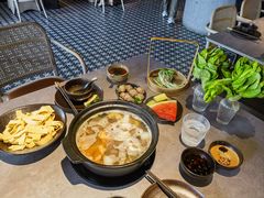 -罗勒家·养生火锅· Bistro(大望路店)