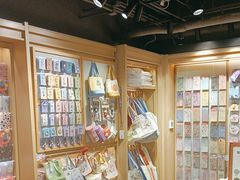 -猫的天空之城概念书店(苏州诚品店)