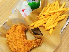 -德克士精巧店(大宁百联精巧PL店)