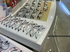 -视野联行眼镜(第一国际店)
