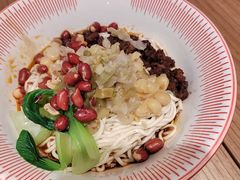 红碗豌杂面-遇见小面(江湾阳光天地店)
