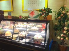 面包甜点陈列柜-御茶膳房皇家糕点博物馆(北京首店)
