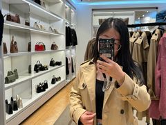 -百年港湾奥特莱斯(香炉礁店)