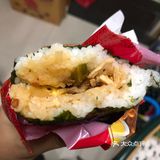 和室友散步回来，本来打算减肥的