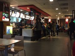 -麦当劳(哈西万达店)