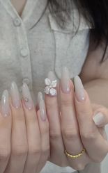 -桃色美甲沙龙