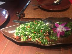 大理风味葱椒鸡-花马天堂云南餐厅 Lost Heaven(高邮路店)