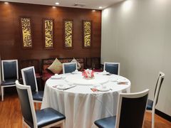 包厢-山泉公馆酒家(广州东站店)