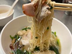 -亚明蟹肉面特大虾饺(สีลม)