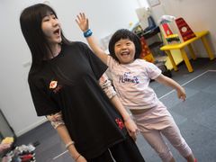 -猴有戏教育戏剧·音乐剧·主持口才·演讲朗诵辩论(环球港华师大校区)