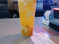 满杯百香果-瑞幸咖啡(新兴广场店)